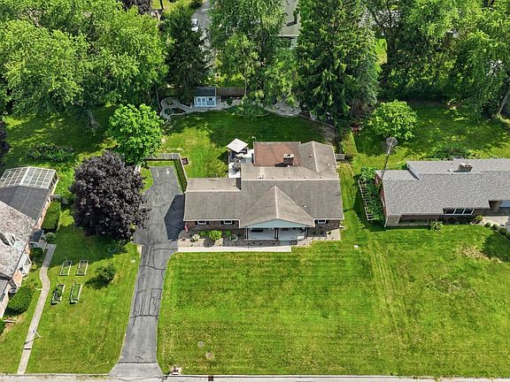 3rd image of 5115 Cranston Dr