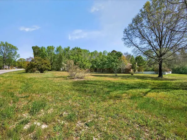 1802 Pine St, West Columbia, SC 29170