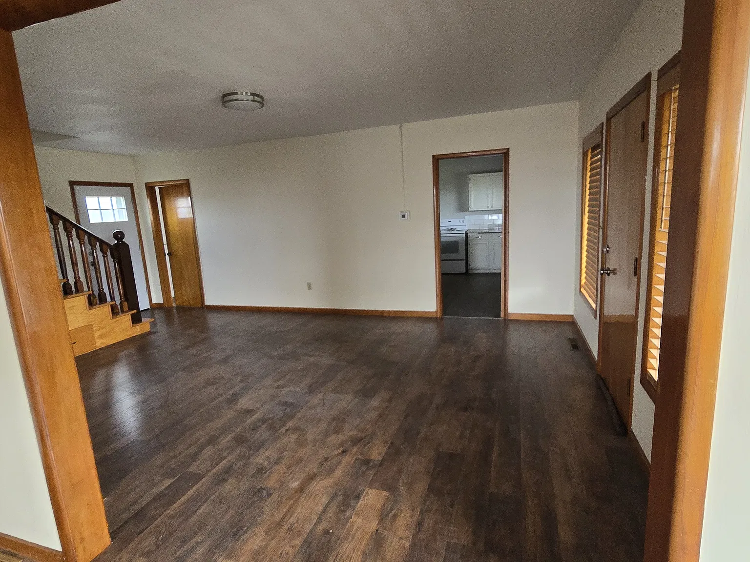 4 bed, $2,150 — Photo 4