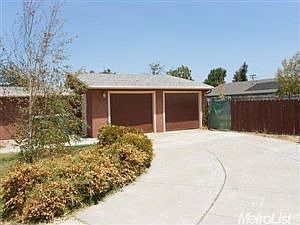 3rd image of 642 Acacia Ave
