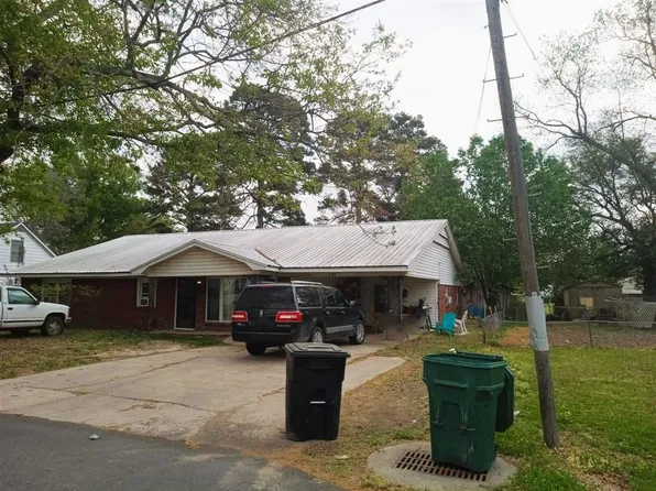 127 S Harrison St, Dewitt, AR 72042