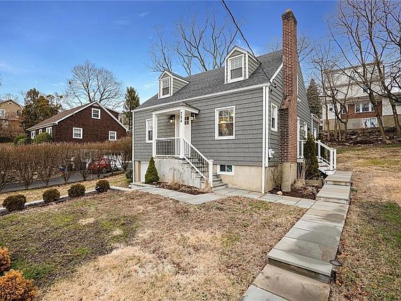 2nd image of 284 Fort Washington Ave
