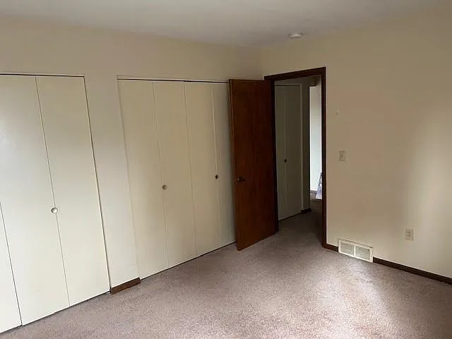 2226 Court St #8 — Photo 7
