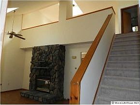 5th image of 250 Bayville Ave