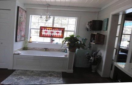 2nd image of 1639 Mallalieu Dr SE