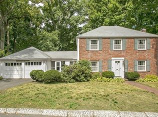 3 Park View Dr, Hingham, MA 02043