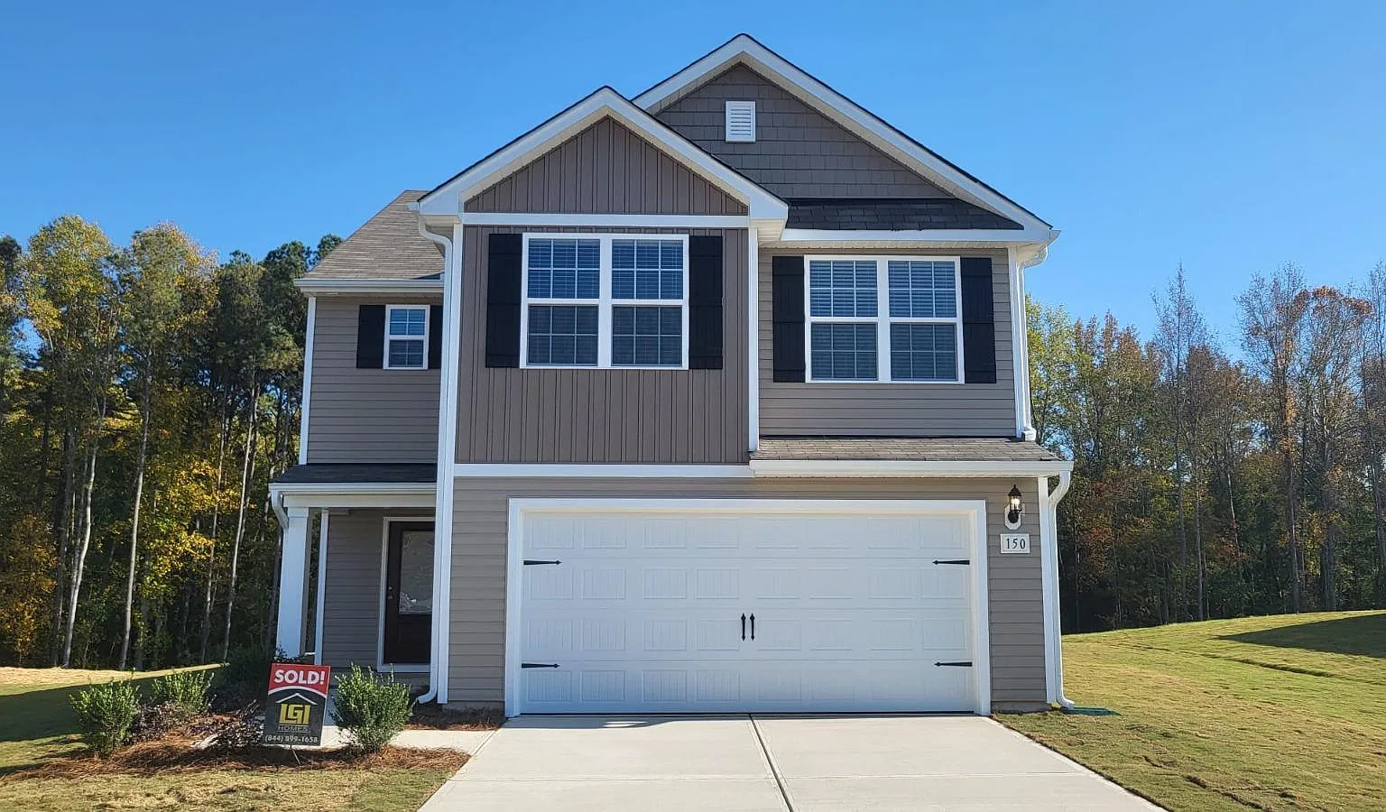3 bed, 2.5 bath, 1800 sqft, $1,845 — Photo 1