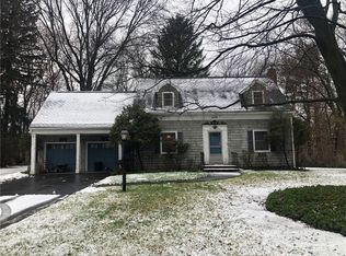 105 Scotch Ln, Rochester, NY 14617