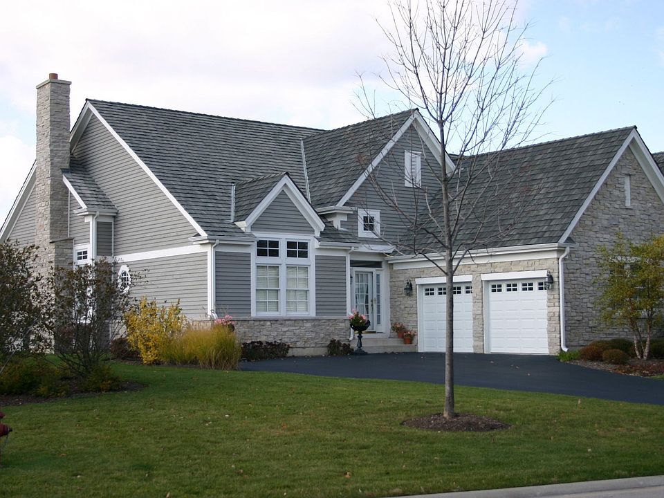 1st image of 100 S Canterbury Ct