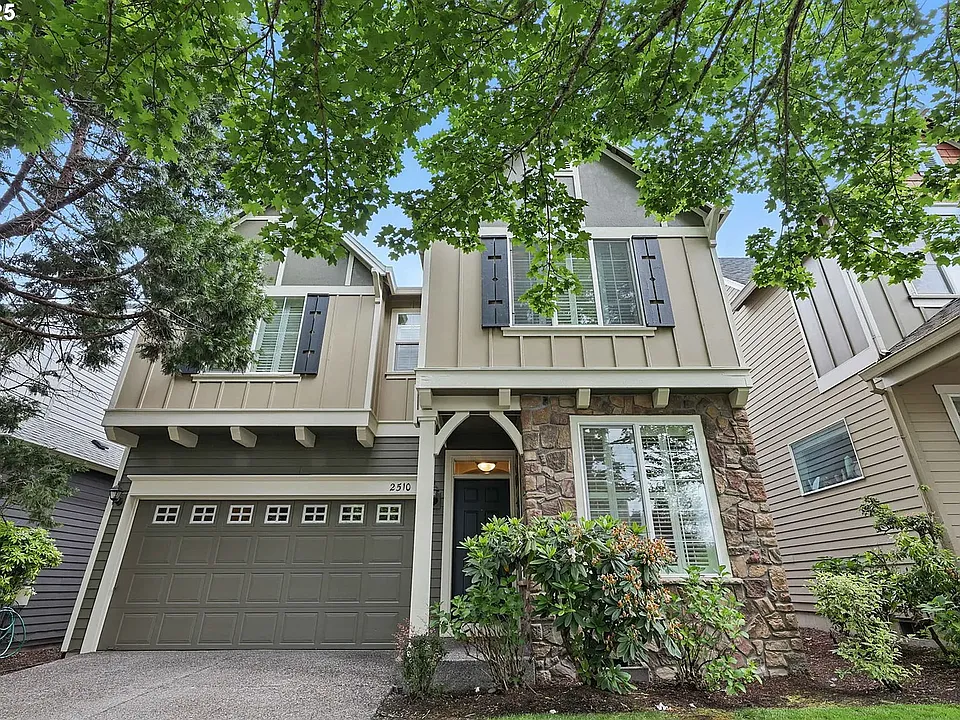 2510 NW Rogue Valley Ter