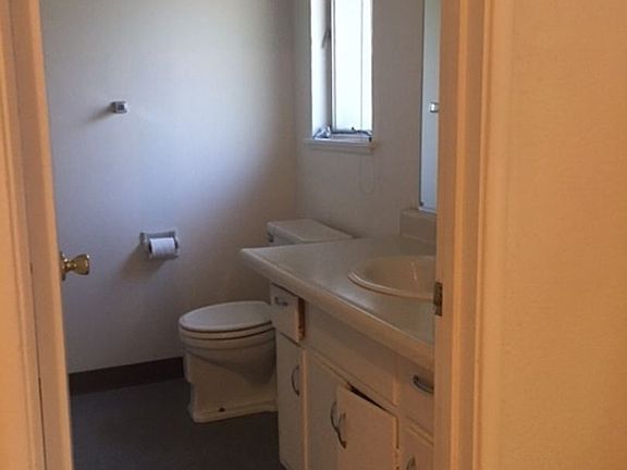 4th image of 1530 Oakdale St APT 2