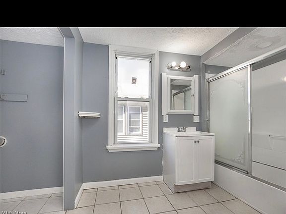 3rd image of 7815 Jeffries Ave #1