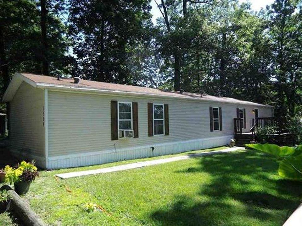 1st image of 3509 W Hill Dr