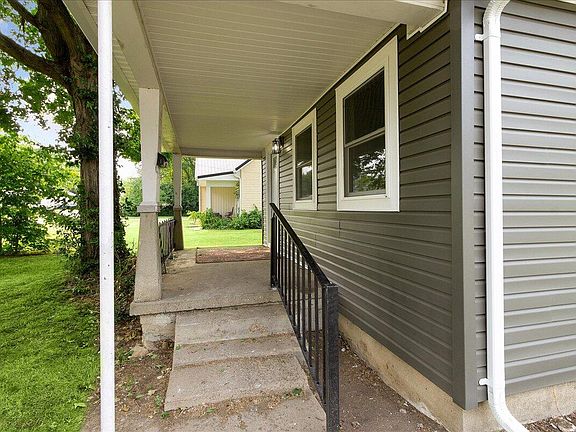 3rd image of 436 Mosgrove St