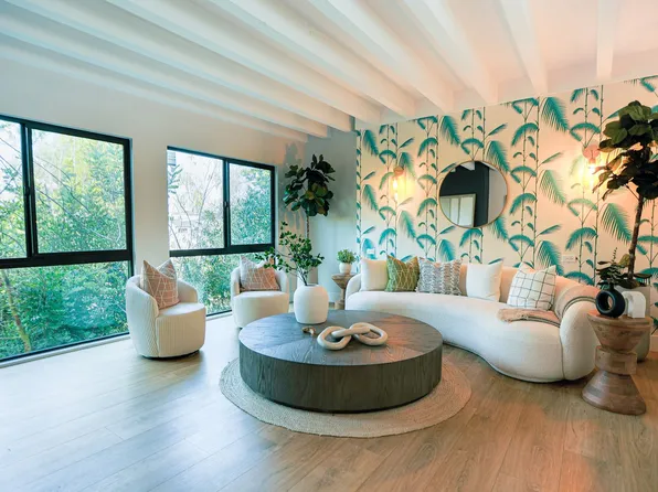 319 Heliotrope Ave, Corona Del Mar, CA 92625