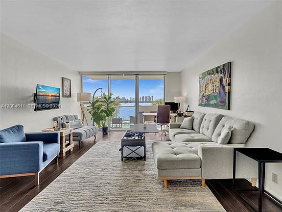 2nd image of 1200 West Ave APT 305