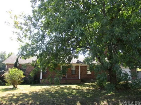 4704 McPhill Dr, Paragould, AR 72450