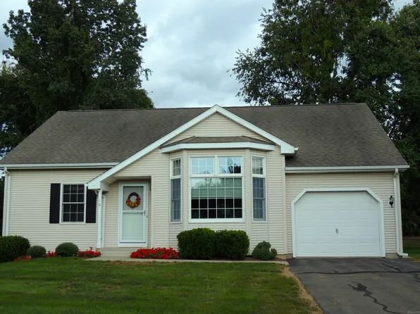 10 Hillside Farms Drive #10, East Windsor, CT 06016