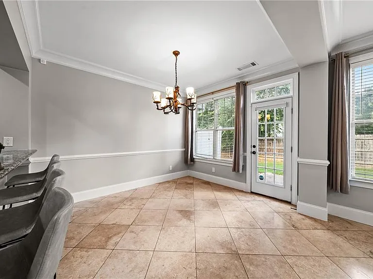 100 Kasey Dr — Photo 9