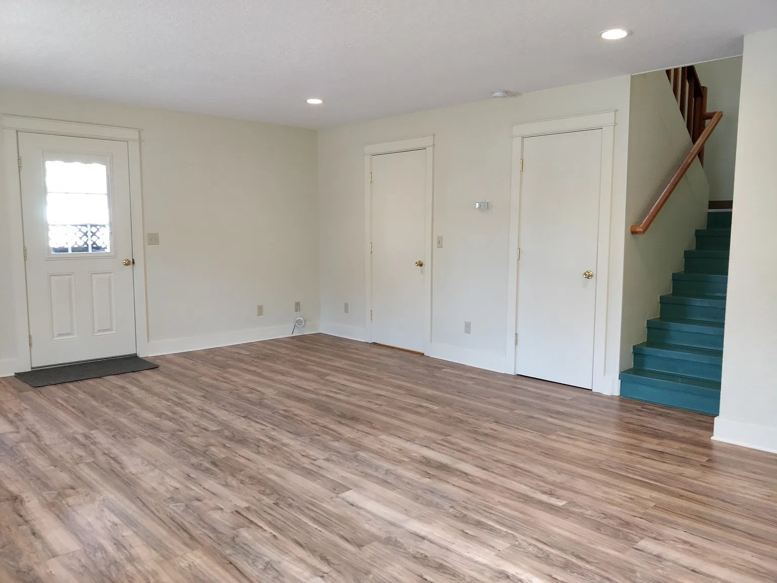 1 bed, 1.5 bath, $1,500 — Photo 4