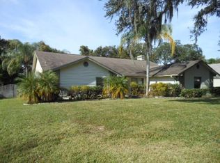 19816 Deer Hollow Ln, Lutz, FL 33548