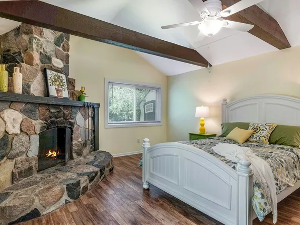 1393 Harpst St, Ann Arbor, MI 48104