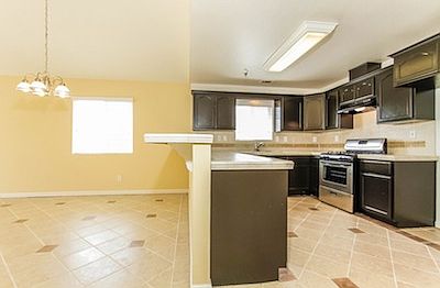 4th image of 6725 Tokay Ave