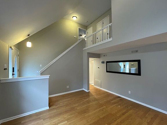 3rd image of 7624 Zermatt Ln