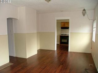 5537 SW Florida St, Portland, OR 97219