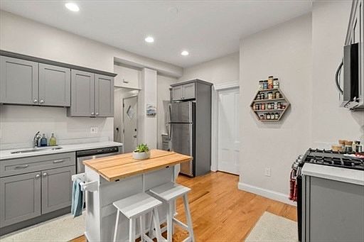 2nd image of 46 Everdean St #1