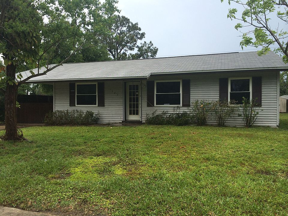 1st image of 1825 Hiawatha Dr