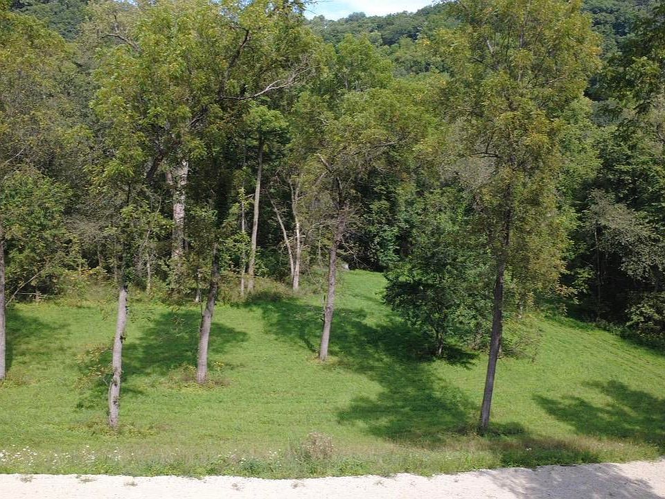 1st image of 1828 S Road Dr