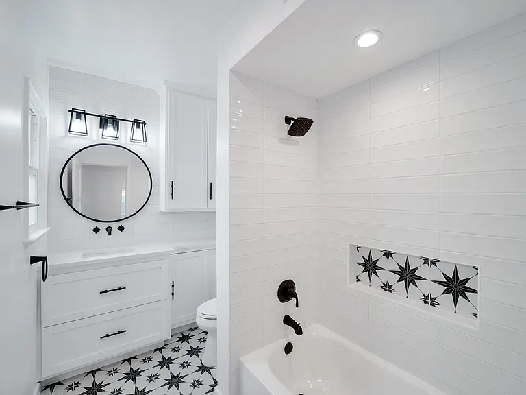 1815 E Waverly St #1 — Photo 12