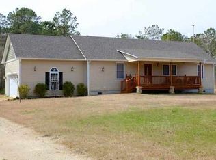 126 Piney Creek Dr, Holly Ridge, NC 28445