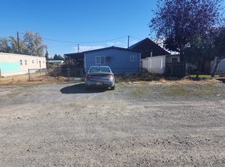 812 Robert St, Haines, OR 97833