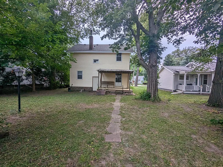 1606 Muscatine Ave #3 — Photo 2