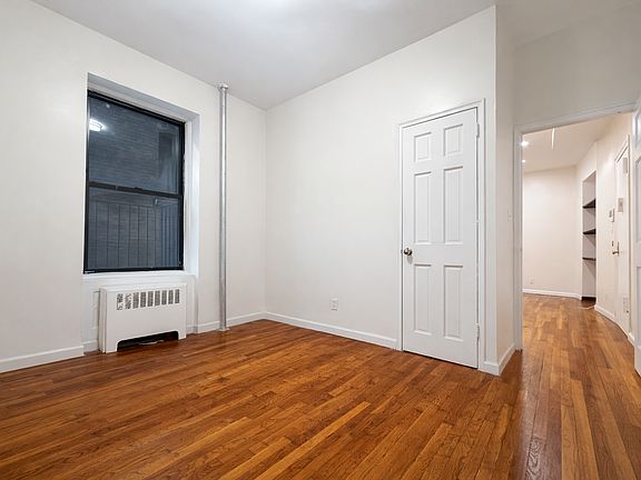 3rd image of 240 W 103rd St Unit 21A