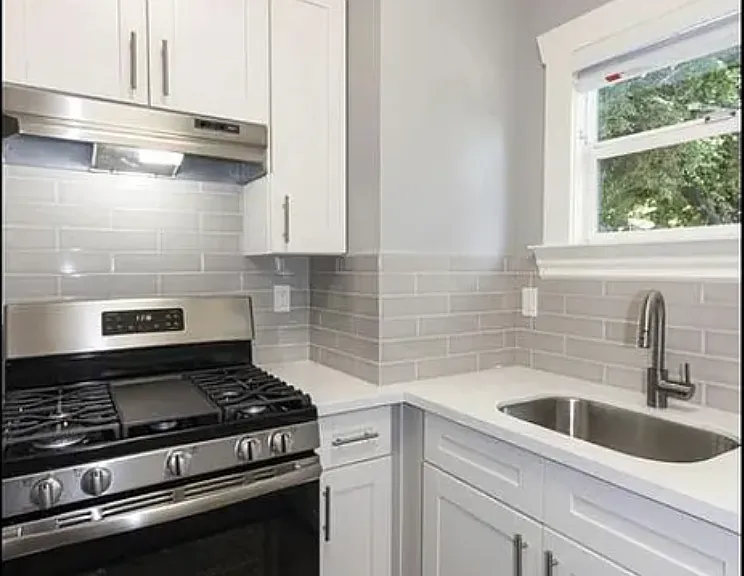 70 N 10th St #C — Photo 7