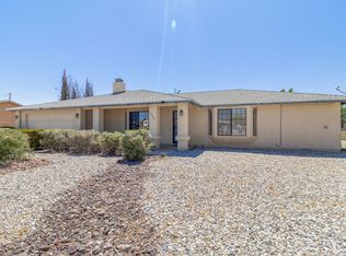 13460 Tutelo Rd, Apple Valley, CA 92308