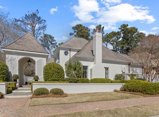 4 Waterstone Pl, Jackson, MS 39211