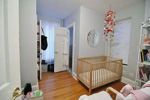 Rented by Julianna Realty Corp | media 19