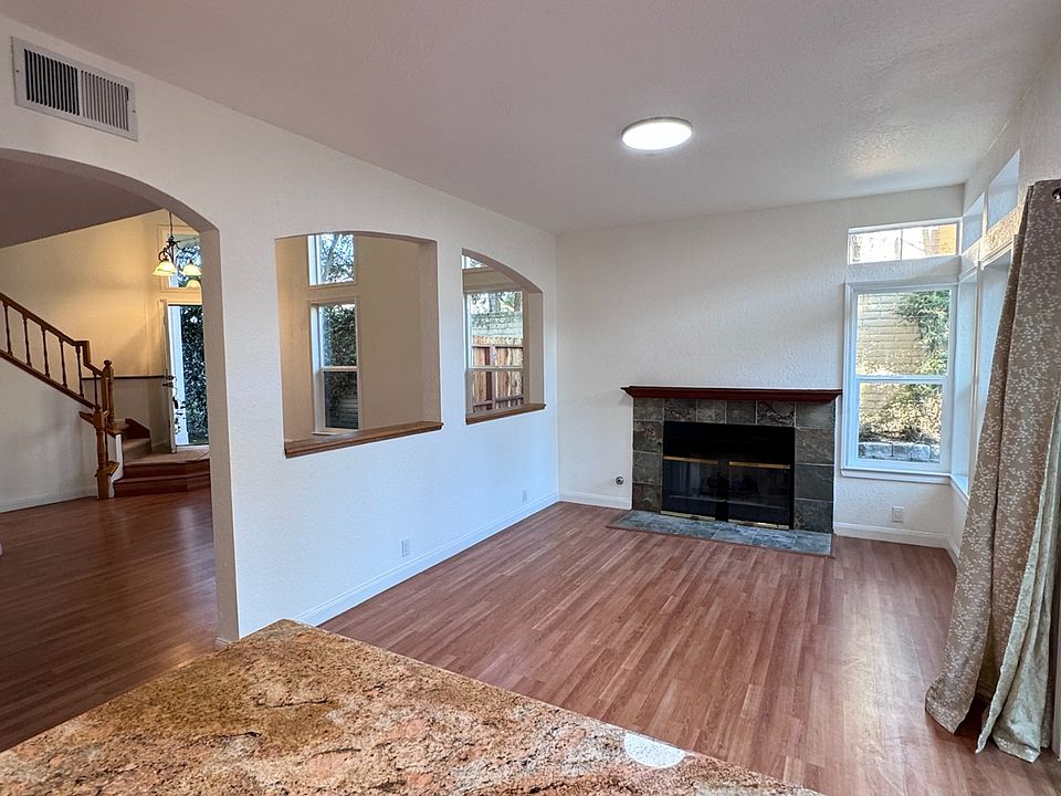 1st image of 34471 Maybird Cir
