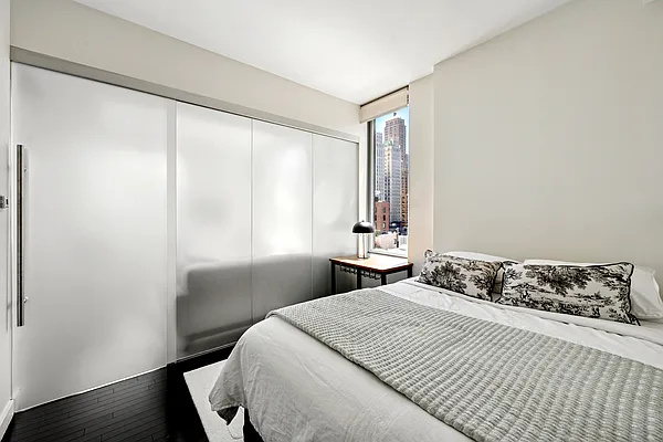 Sold by SERHANT. | media 6