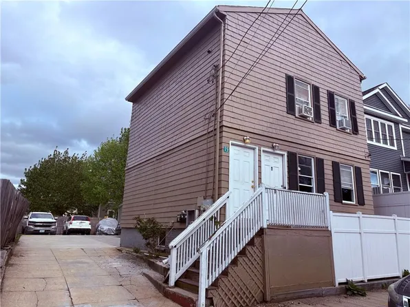 15 Alton St, Providence, RI 02908