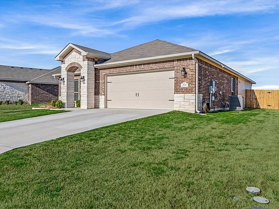 Another view of this beautiful front elevation