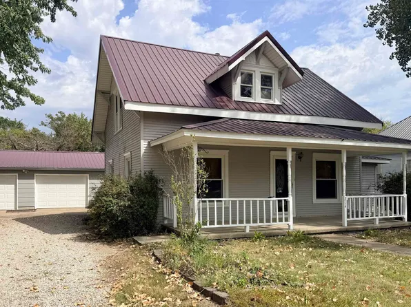 214 W Main St, Lincolnville, KS 66858
