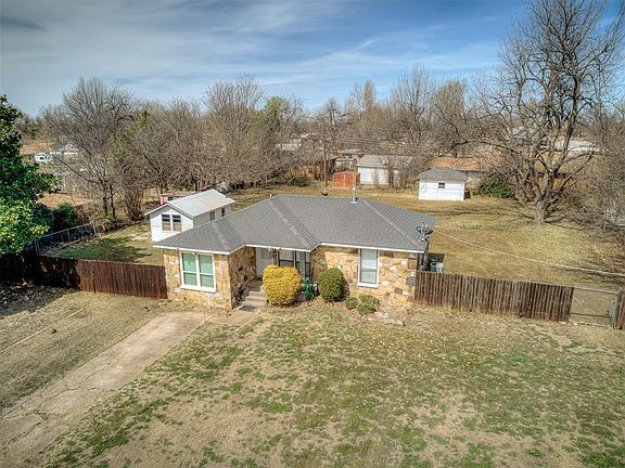 5th image of 6617 SE 5th St