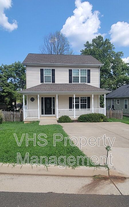 1st image of 163 Sterling Ct