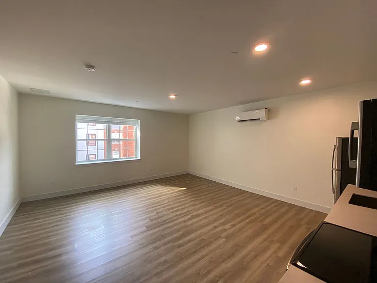 One Park Apartments — Photo 16