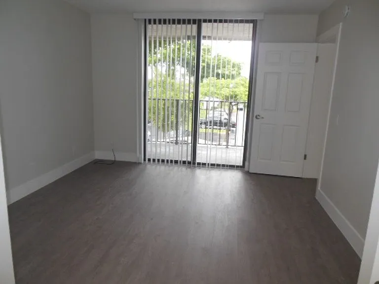 738 Executive Center Dr #35-10-35 — Photo 15